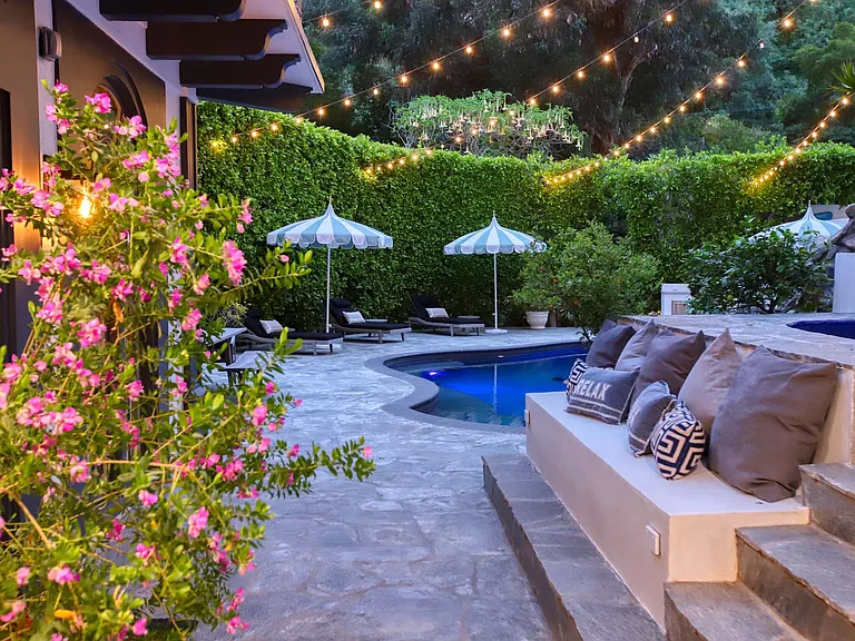 2050 Laurel Canyon Blvd — Photo 41