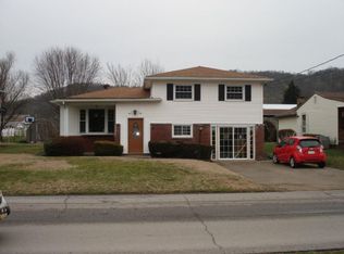 2702 Brentwood Ave, Moundsville, WV 26041
