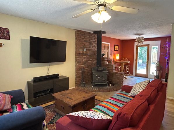 323 E Papago Dr