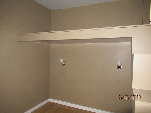 5th image of 1634 N Milwaukee Ave APT 2