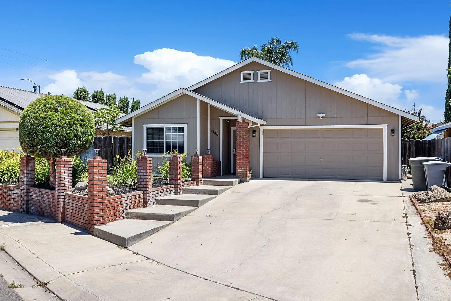 1146 Micki Ct photo 1