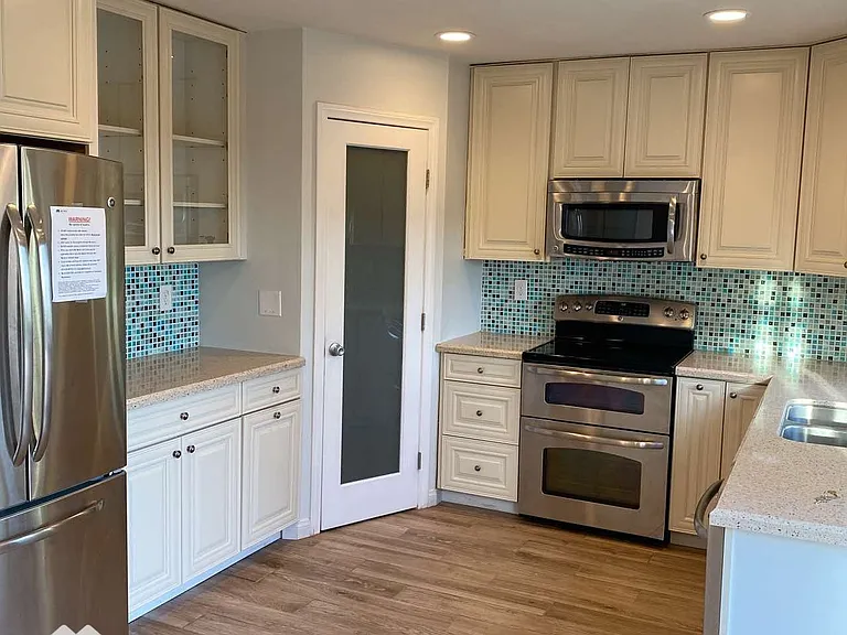 8239 Water View Ct — Photo 10