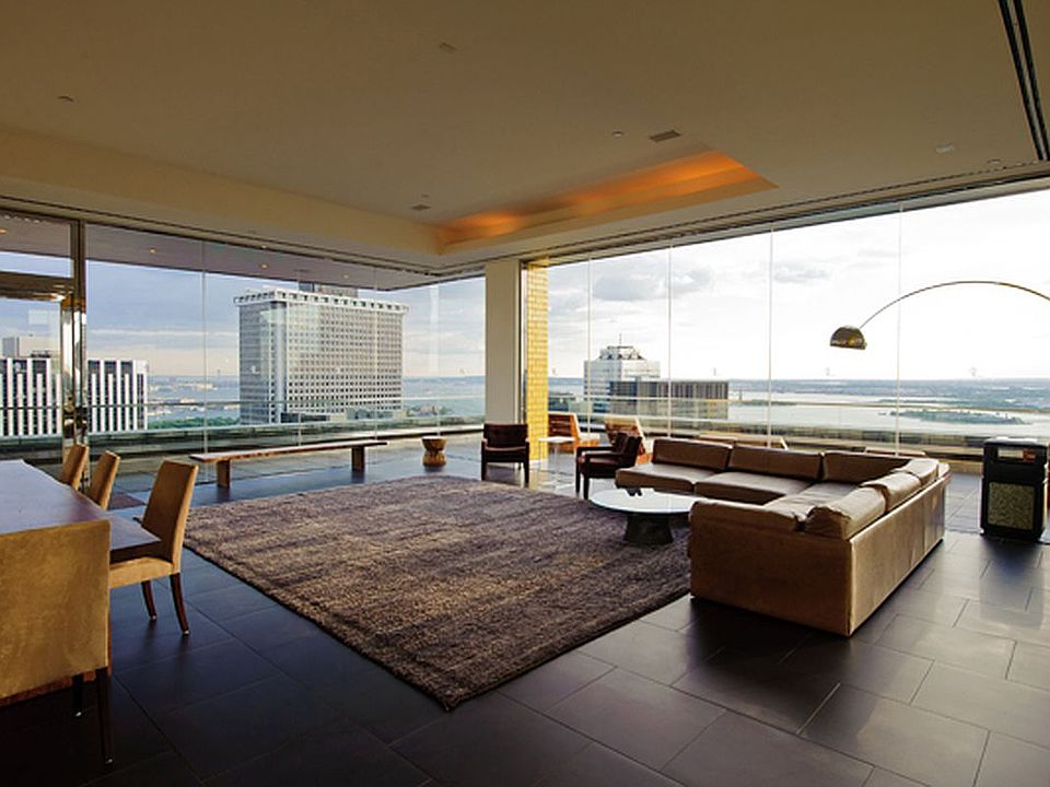 1st image of 15 William St #24C