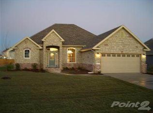 2112 N Jamestown St, Ozark, MO 65721