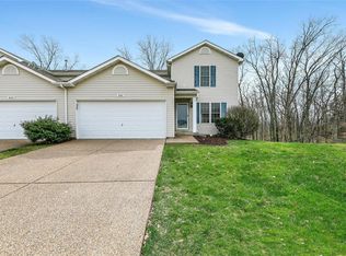 647 Fair Bluff Dr, Wentzville, MO 63385