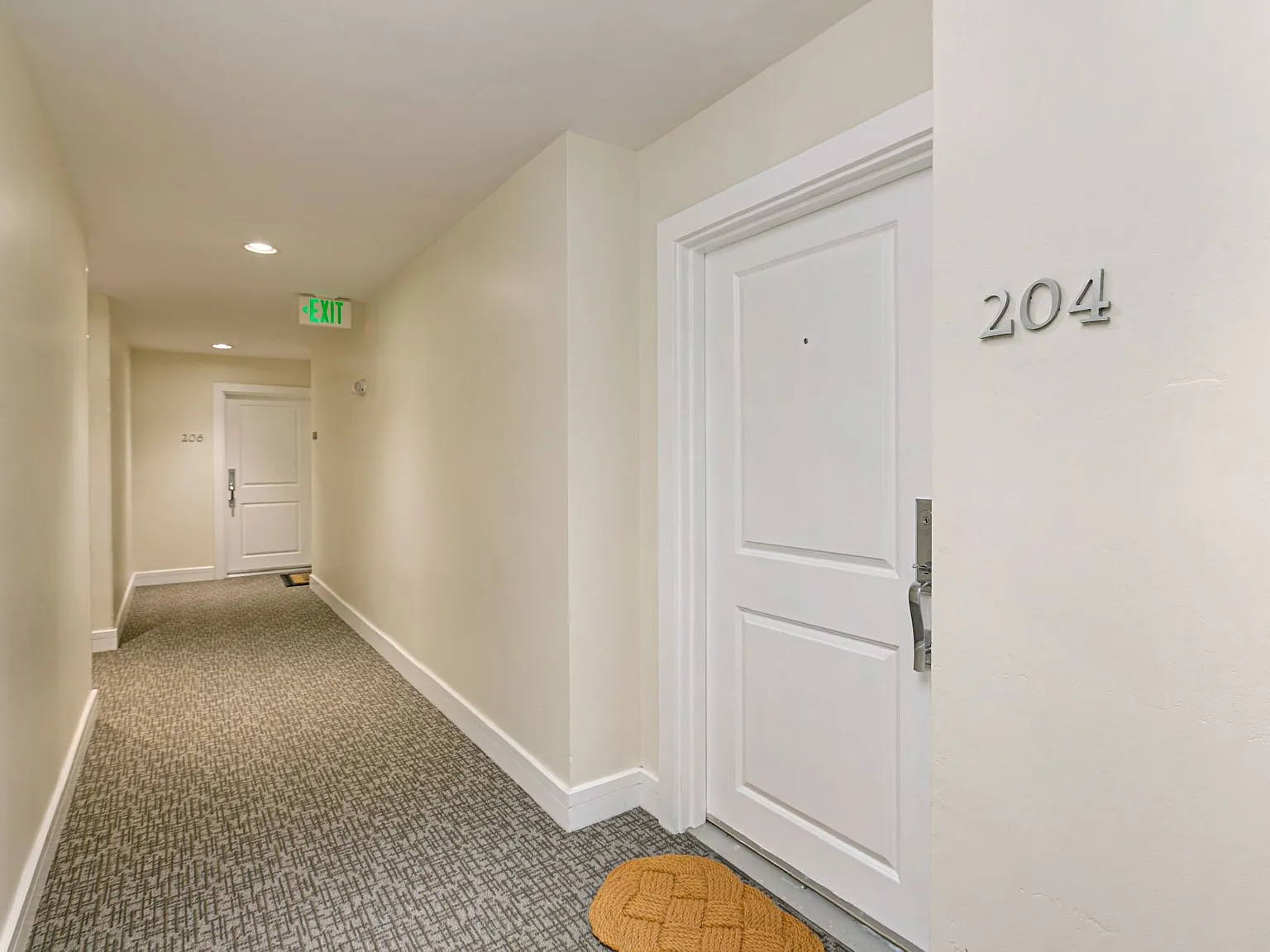 1 bed, 775 sqft, $2,600 — Photo 4