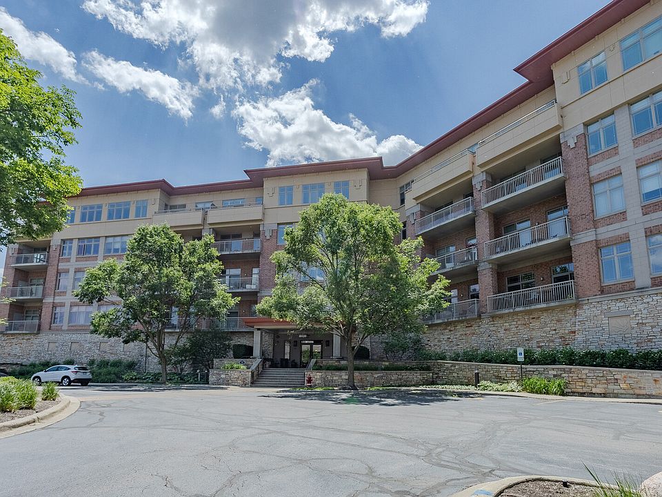 1st image of 115 Prairie Park Dr APT 402