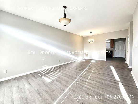 5th image of 138 Sunridge Dr