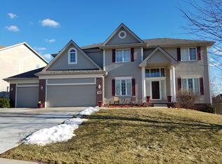 18335 Tyler St, Omaha, NE 68135