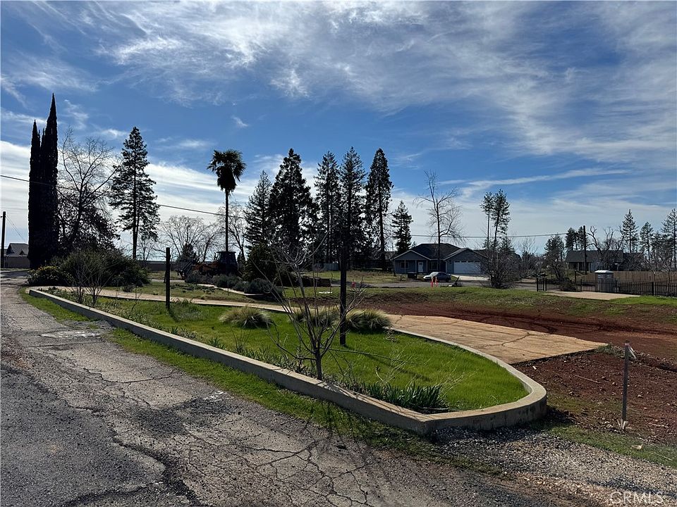 1st image of 814 Camellia Dr #38-37