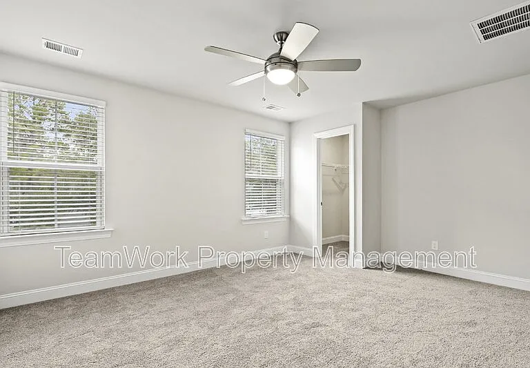 101 Langley Dr #C — Photo 15