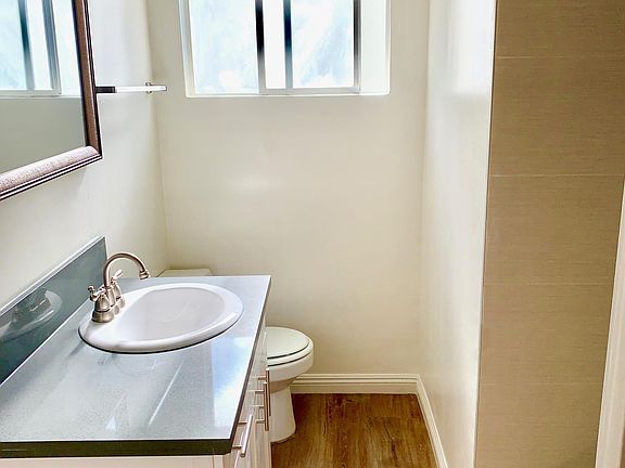 4th image of 1235 N Hayworth Ave #6