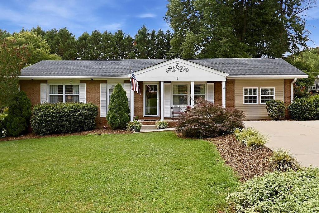 1719 Pioneer Dr - Property Image