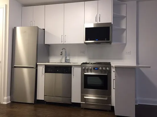 Rented by Solil Management | media 11