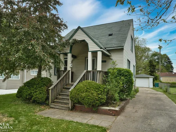 23066 Shakespeare Ave, Eastpointe, MI 48021