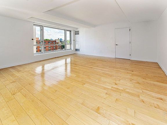 2nd image of 253 4th Ave Unit 7C