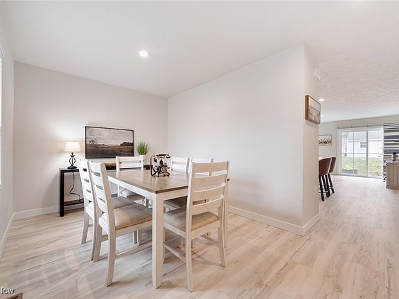 5th image of 128 Eagle Cir