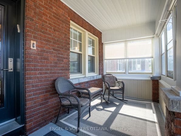 224 Powell Ave, Ottawa, ON K1S 2A5