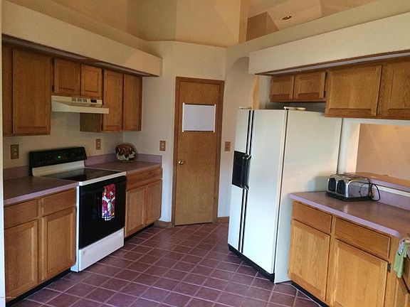 5th image of 8608 Bandera Cir S