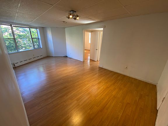 4th image of 1828 E Passyunk Ave #2