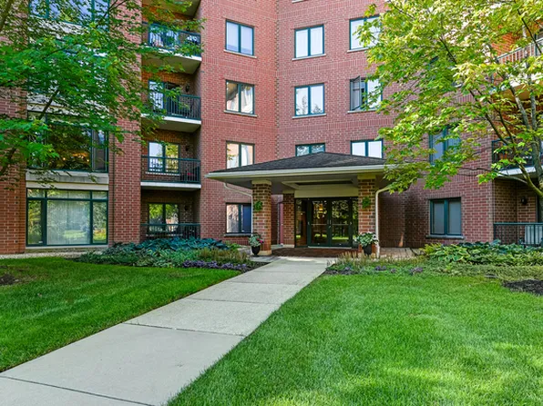 865 E 22nd St #B-216, Lombard, IL 60148