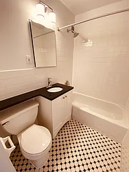 Rented by Metropolis Real Estate of Manhattan