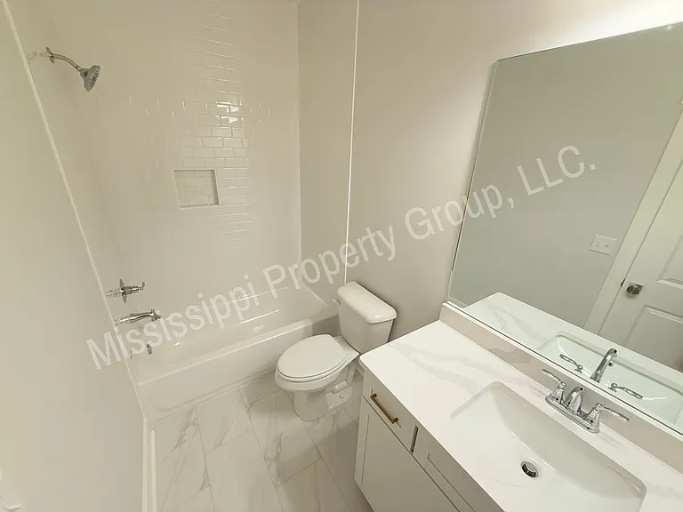 611 Miramar Ln — Photo 21