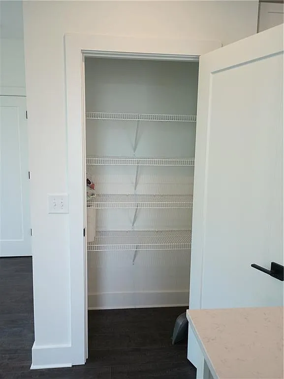 2 bed, 2.5 bath, 1248 sqft, $2,750 — Photo 4