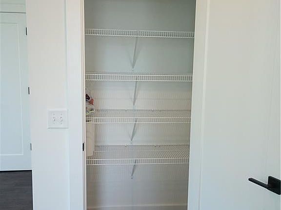 4th image of 733 Eloise Way SE #B
