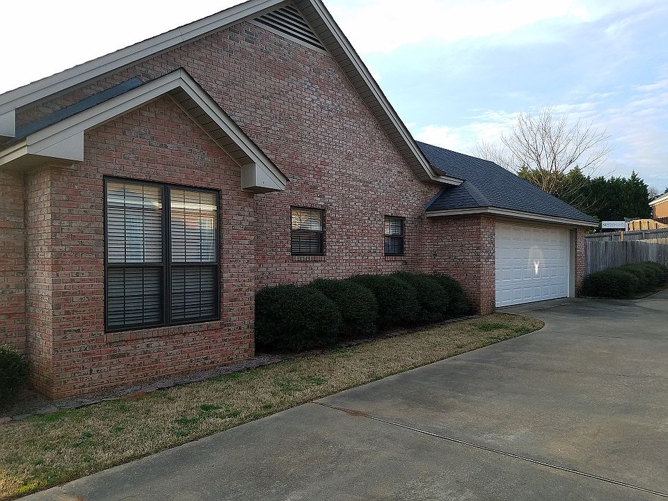 2nd image of 1774 Windermere Ave