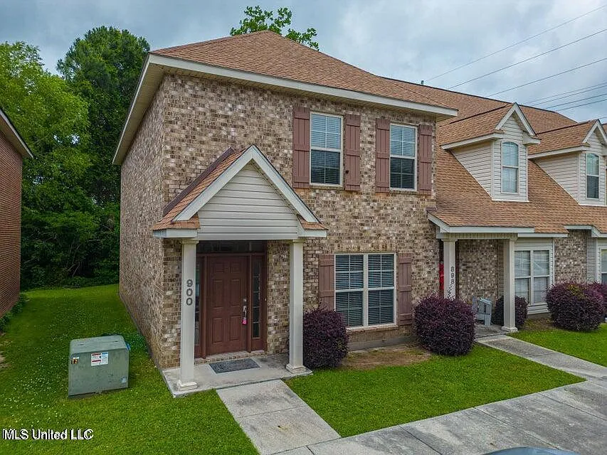 894 Jefferson Dr