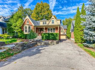 435 Maple Ave, Oakville, ON L6J 2J2