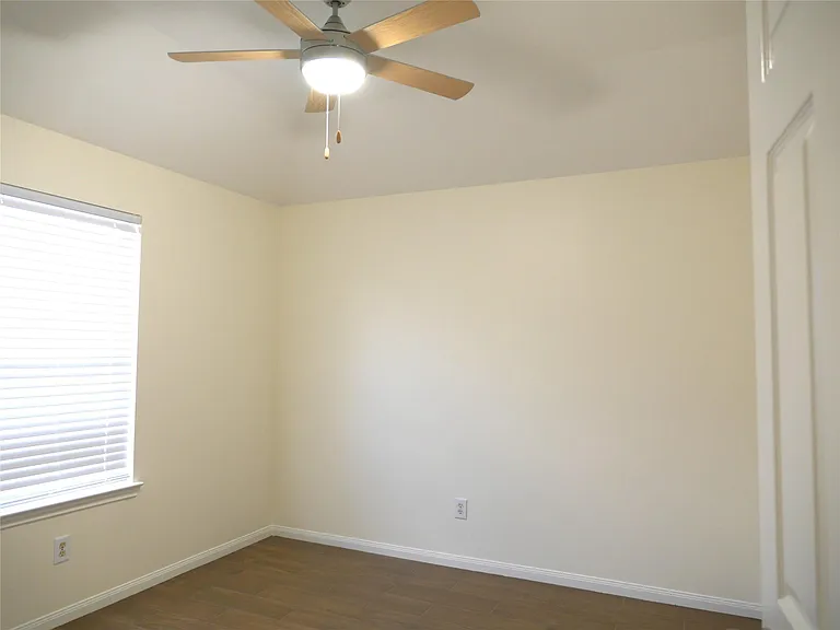 16327 Bettong Ct — Photo 13