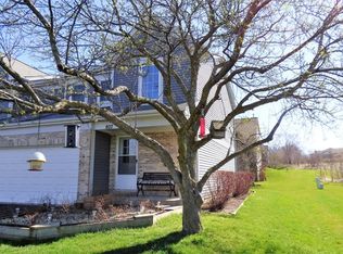807 Longwood Dr, Algonquin, IL