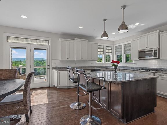 5th image of 1135 Dargon Quarry Ln