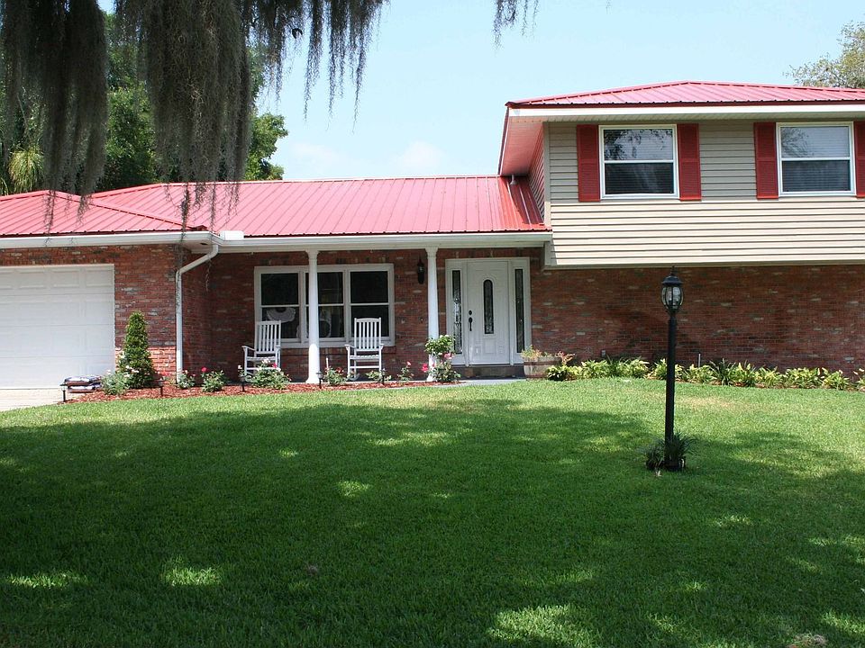 1st image of 944 W Heron Cir