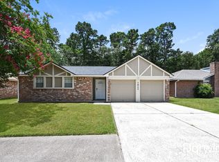 7922 Barnhill Dr, Humble, TX 77338