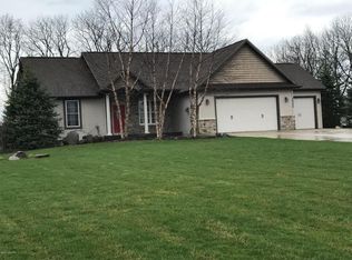 70990 Fox Creek Blvd, Lawton, MI 49065