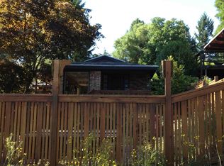 1533 NE 100th St, Seattle, WA 98125