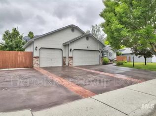 1545 E Bishop Dr, Eagle, ID 83616