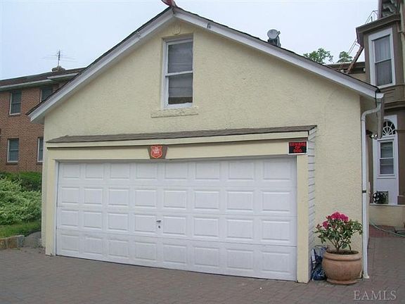 3rd image of 7 Wallace Ave