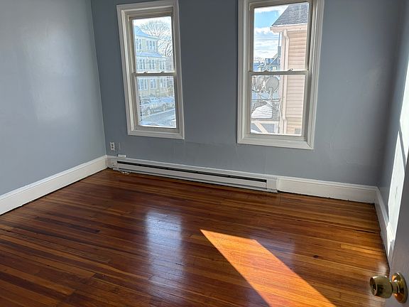 5th image of 102-104 Waldorf Ave #2
