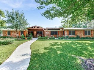 351 Topeka Dr, Woodway, TX 76712