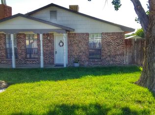 503 N 4th St, Bloomfield, NM 87413