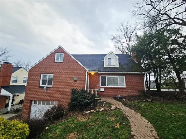227 Thornwood Dr, Canonsburg, PA 15317