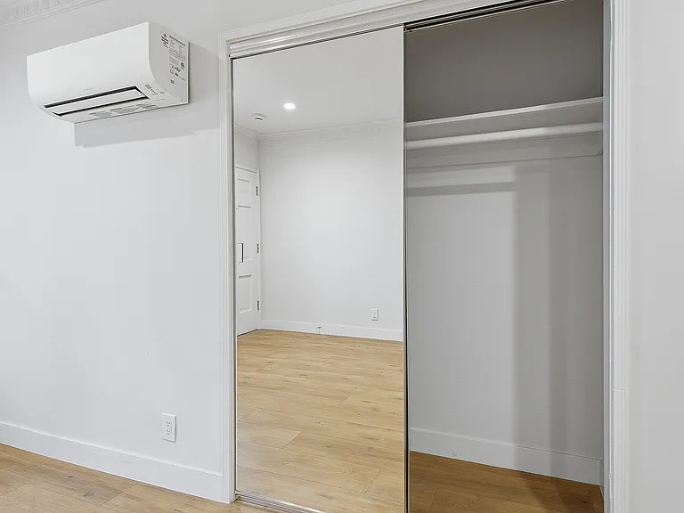 850 S Westmoreland Ave #852 — Photo 7