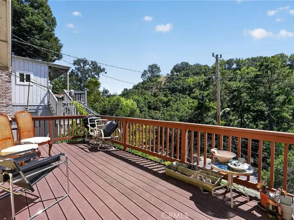 9108 Golf Links Rd, Oakland, CA 94605