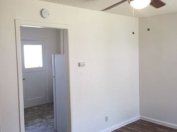 4th image of 520 Maple St APT G