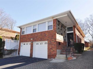 21632 31st Rd, Bayside, NY 11360