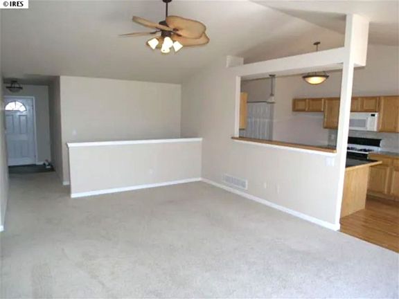 3rd image of 1354 Saginaw Pointe Dr